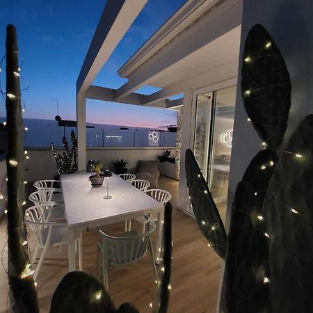 Sky Garden Locazione Turistica Apartment โปลีญาโนอามาเร ภายนอก รูปภาพ