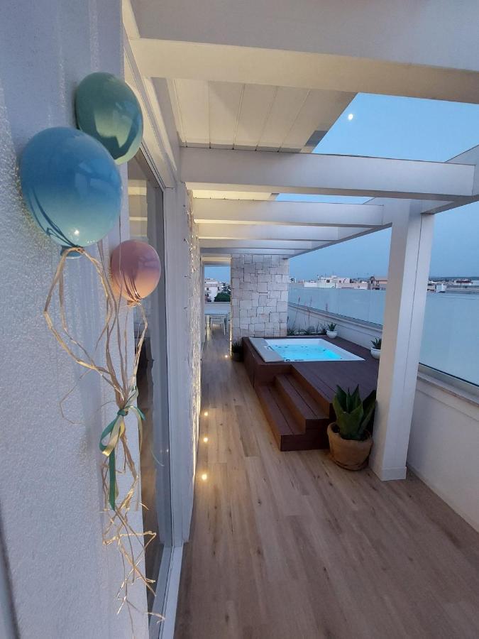 Sky Garden Locazione Turistica Apartment โปลีญาโนอามาเร ภายนอก รูปภาพ